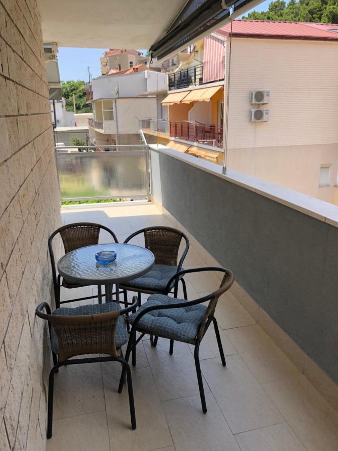 Omis - Private Ensuite Room With Balcony - Hotel Style Exterior photo